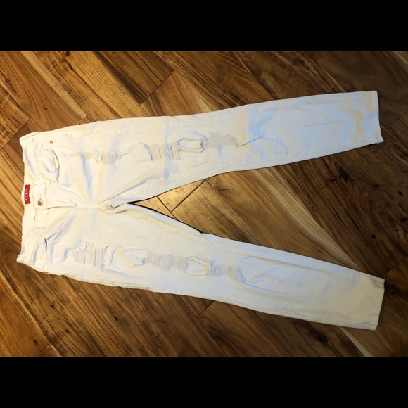 Guess Denim - Guess distressed jeans sz 28 white